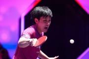 日本拳击新星横空出世，男子中量级比赛封王