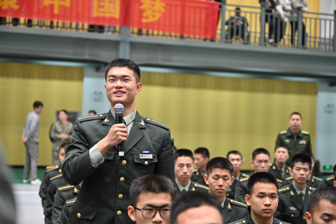 力争上游，运动员们不畏强敌